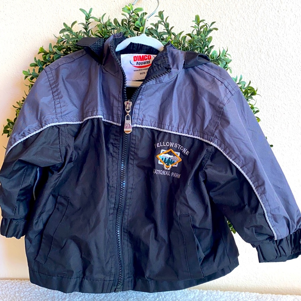 24M Yellowstone light weight jacket color black/Gray